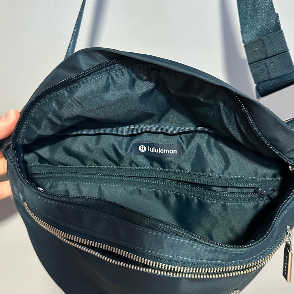 Lululemon Belt bag - Picture 7 of 9